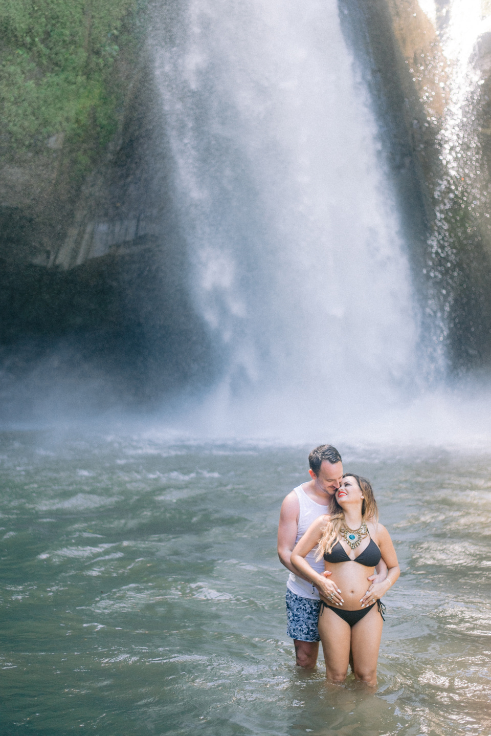 bali maternity photo of ash and matt in blangsinga waterfall