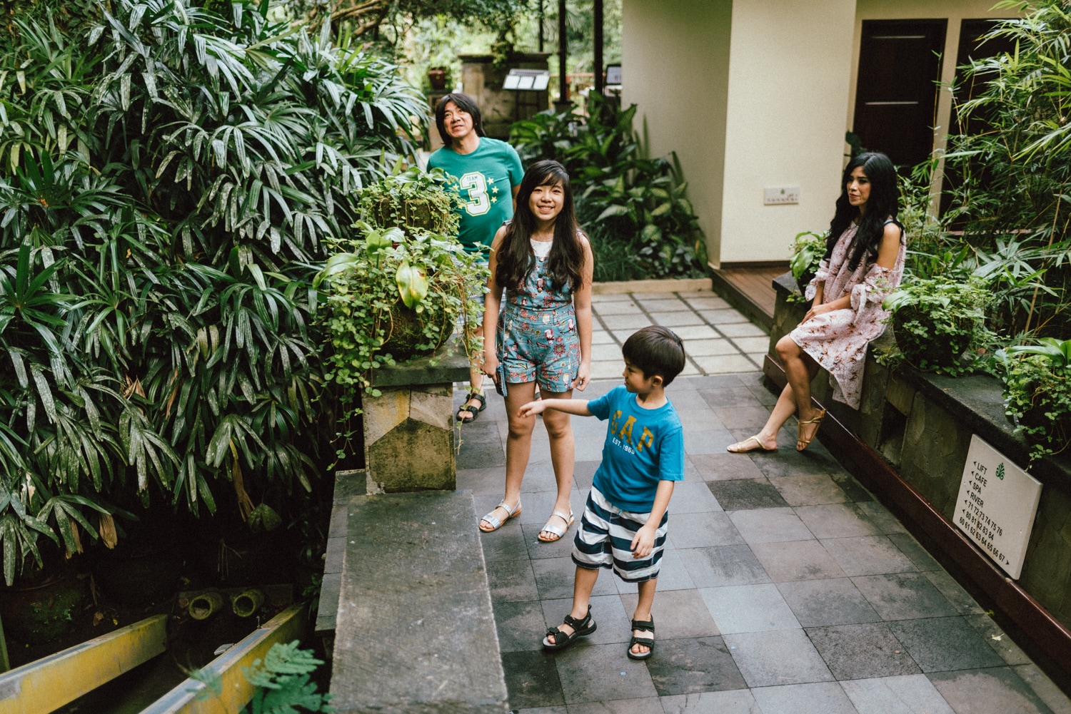 Family Portrait in Hanging Garden of Bali — Michael & Coco
