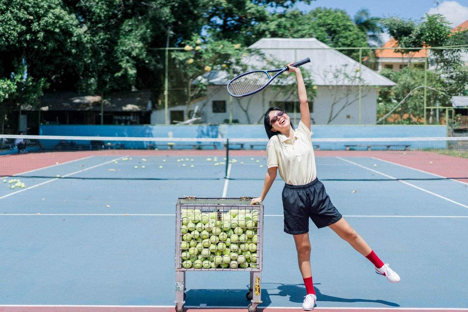 Amazing portrait photo in tennis court