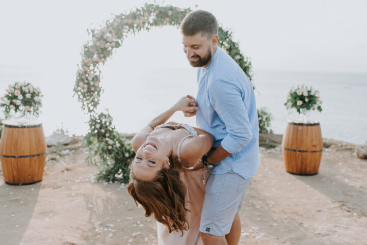 Balangan cliff wedding first dance