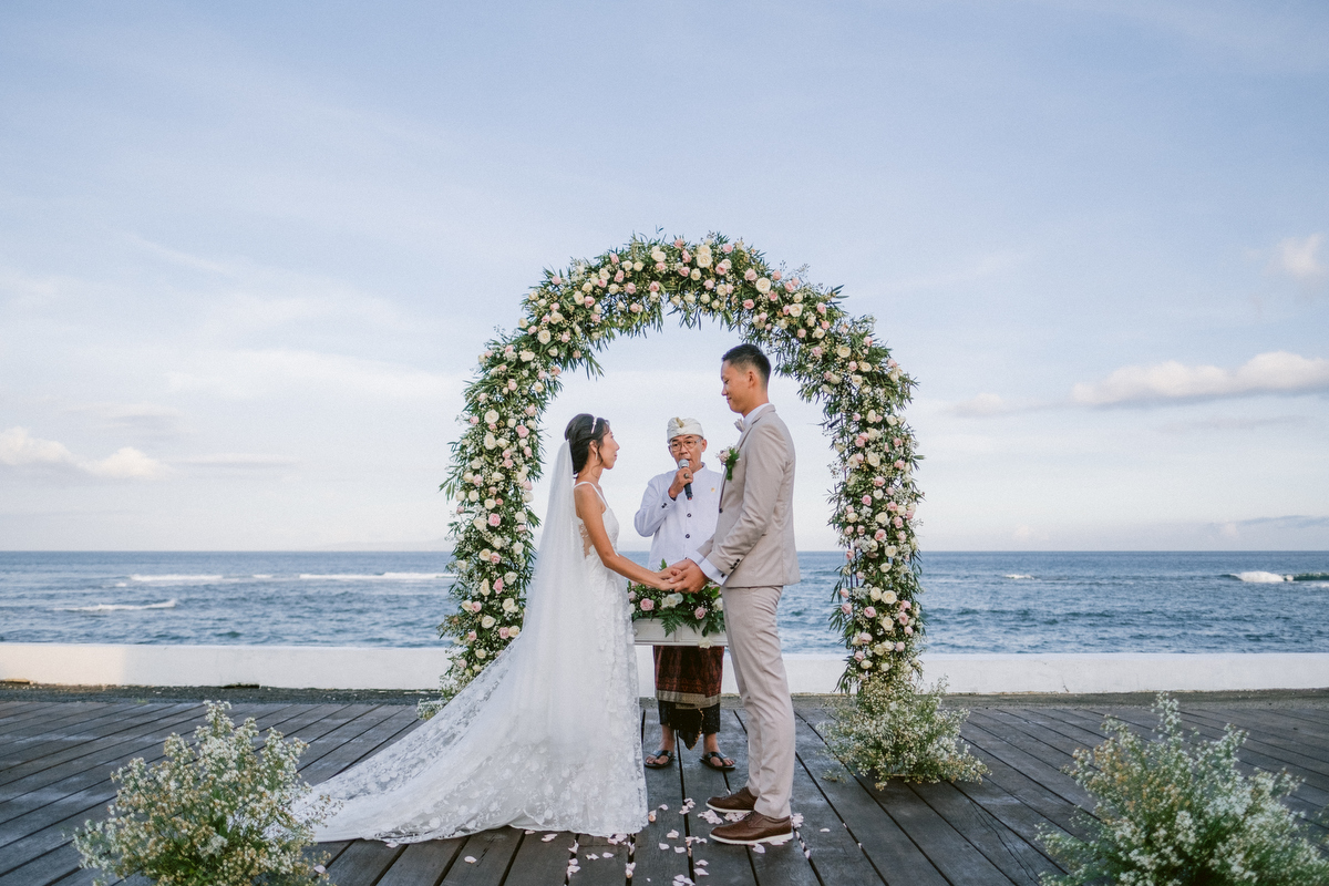 Bali wedding photography at Majapahit Viila