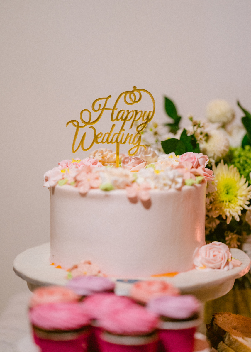 The wedding cake celebration